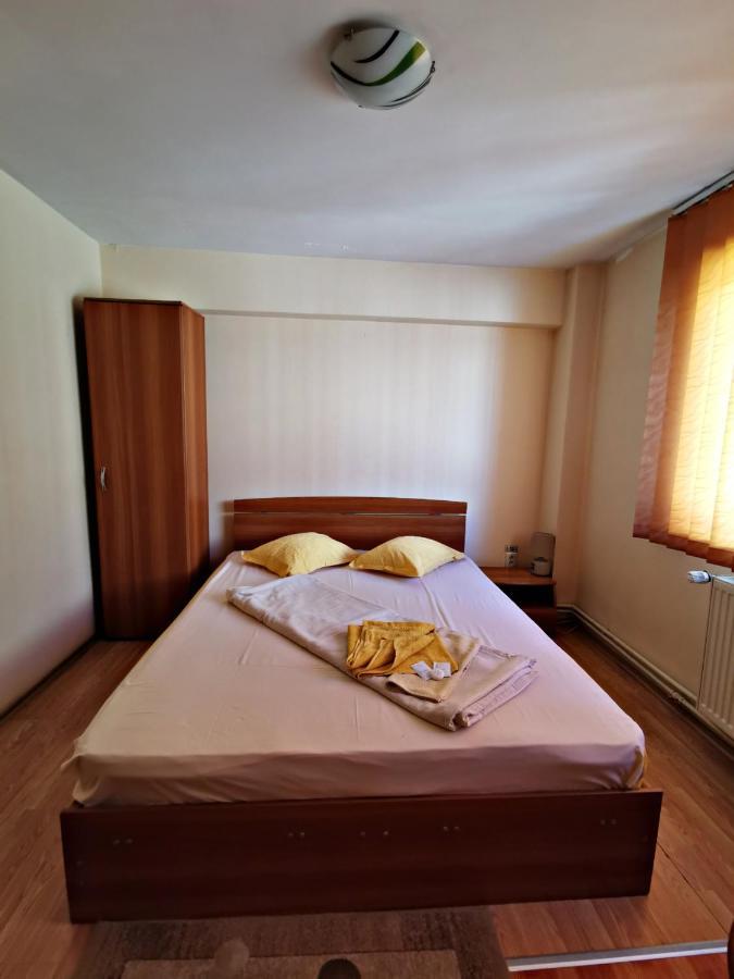 International Recola Motel Băneşti Buitenkant foto